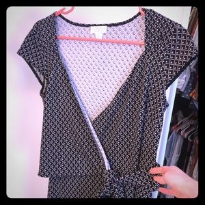 Professional geometric dress with adjustable waist